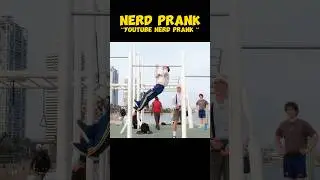 Elite Gymnast pretended to be a nerd in the Calisthenics Park | Prank #anatoly #prank