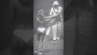 hot girl enter in stadium without dress #cricketshort #cricketshorts
