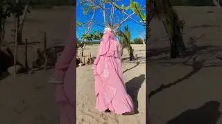 ukhti cantik cadar pink main di pantai suka begini 