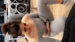 SI MULUS LAGI NGEGYM
