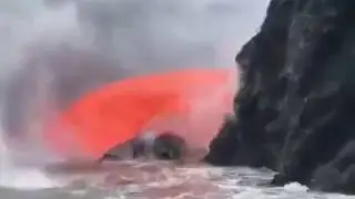 AMAZING Volcano turns a whole river into boiling water
