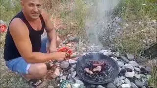 Barajul gura apelor! Pericol din cauza pietrelor ce cad pe drum!