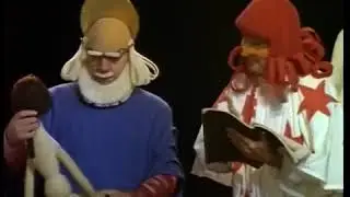 знаем мы этих симпатичных