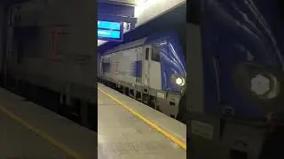 EU160-001 z składem IC PODLASIAK odjazd ze stacji Warszawa Centralna