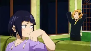 The way Kaminari makes her blush..💜💛