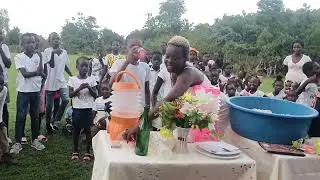look my  make every  body happy come smile  with me 🎁🎁🎀🎀help  we pray