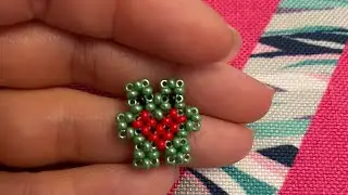 Жабка с сердечком из бисера.Лягушка с сердечком из бисера. Маленькая фигурка жабки из бисера