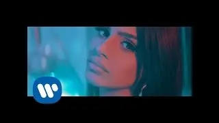 Blinkie – Must Be Love (feat. Celina Sharma) [Official Video]