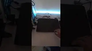 Ideapad Gaming 3 One Hand Opening lid