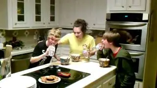 The Cinnamon Challenge! xD