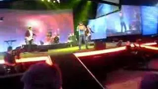 Giovanni singing at Adobe Idol