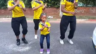 NIÑA BAILANDO SWAGGA - SALSA CHOKE
