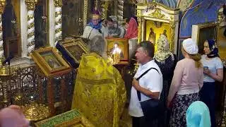 Молебен с акафистом блгвв. Петру и Февронии Муромским чудотворцам. Храм Успения в Путинках.