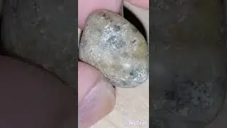 ВОТ ТАКОЙ ВИНЕГРЕТ ИЗ КАМУШКОВ...