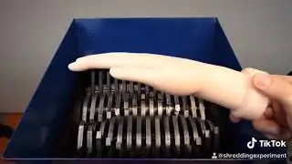 Hand vs Shreder shredding
