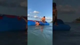 BANANA BOAT #bananaboat  #beach #barabeach