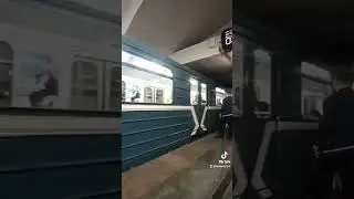 номерной 81-717.714 на станции бабушкинская 