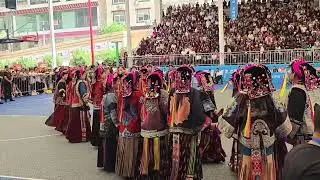 Danba’s unique costumes and the charm of Guozhuang Dance💃