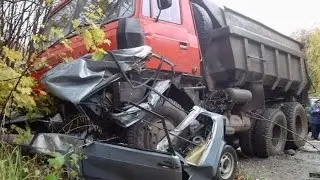 Самые страшные аварии 2015. HOT Accident Car.