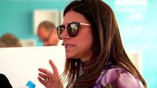 Sabrina s'occupe de la décoration du méga yatch du cheikh