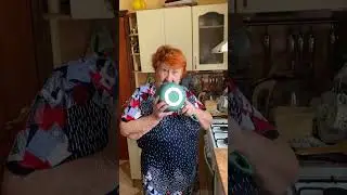 Похожа ли Супербуся на Фрекен Бок?! А у вас молоко убежало 😆😆 