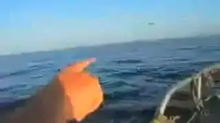 UFO Dives Into Ocean To Escape Military Jets!