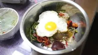 Korean Food: Bibimbap for Breakfast