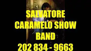 HISTORIA ENTRE TUS DEDOS CARAMELO LIVE canta Salvatore Gonzalez