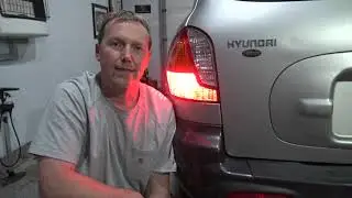 01-06 Hyundai Santa Fe Brake light Replacement