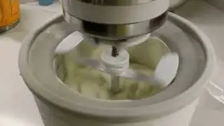 2 Minutes of Wonderful Ice Cream Maker Ambience