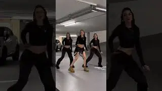 пятая точка очень натренированная)