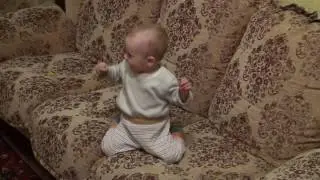 Ангелина танцует