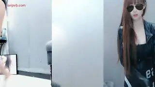 斗鱼 何菱 火箭群骚舞全集 房管群 三视角连体皮衣