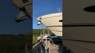 How big is a BIG boat!? This big..! #aquaholic #yacht #boat #yachtlife #boating