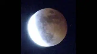 2022/11/08 月全蝕後半段 (右方可見天王星掩出)