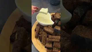 ЧЕСНОЧНЫЕ ГРЕНКИ 🔥подробный рецепт в комментариях #рецепт #закуска #гренки #кпиву