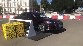 How the Audi A8 protects its passenger in a possible side collision