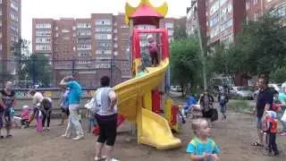 Детская площадка мкр. Центральный. Видеоклип.