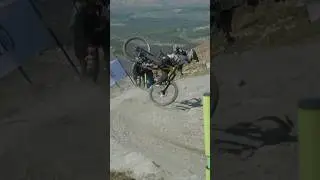 Strange crash. What happened here?