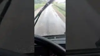 Везу бетон на Мазике по убитой дороге.
