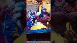 Aaradhya celebrates janmashtami with her friends by cutting a cake