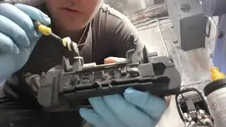 How to remove the door handle on an Audi A4 B7.