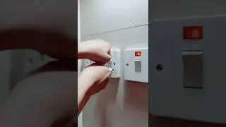 Как подключиться к английской розетке без переходника? 