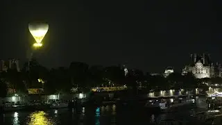 La vasque paralympique s'envole dans le ciel de Paris | AFP Images