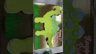 Dinosaur Cupcake Cake🧁🦕💚 