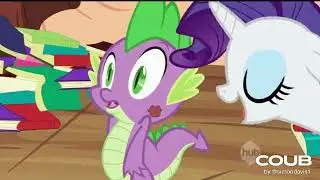 Rarity Kisses Spike On The Cheek - My Little Pony Friendship Is Magic