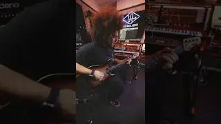 Back in my studio after an amazing week! QC into my Kraken to pitch down a load and riff out 💪