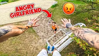 ESCAPING CRAZY GIRLFRIEND! 🤬 (Epic Parkour Chase POV)