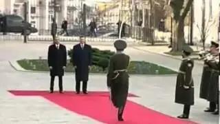 Курьез на встрече Януковича с Алиевым