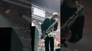 Let’s ‘ave some, er… SAXOPHONE 🎷🎷🎷🎥 @tagmix The O2 Arena, London, Dec 2023